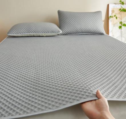 Summer ice silk peas massage mat